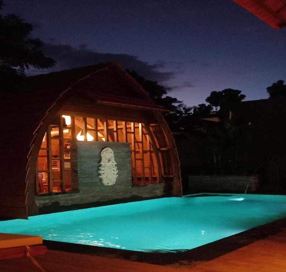 Villa Lumbung Amertha Sari Lovina Dış mekan fotoğraf
